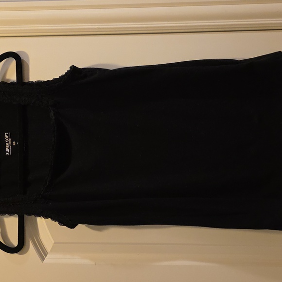 EUC Bundle Of 2 Torrid 0 Super Soft Ribbed Tank Tops - Picture 3 of 3